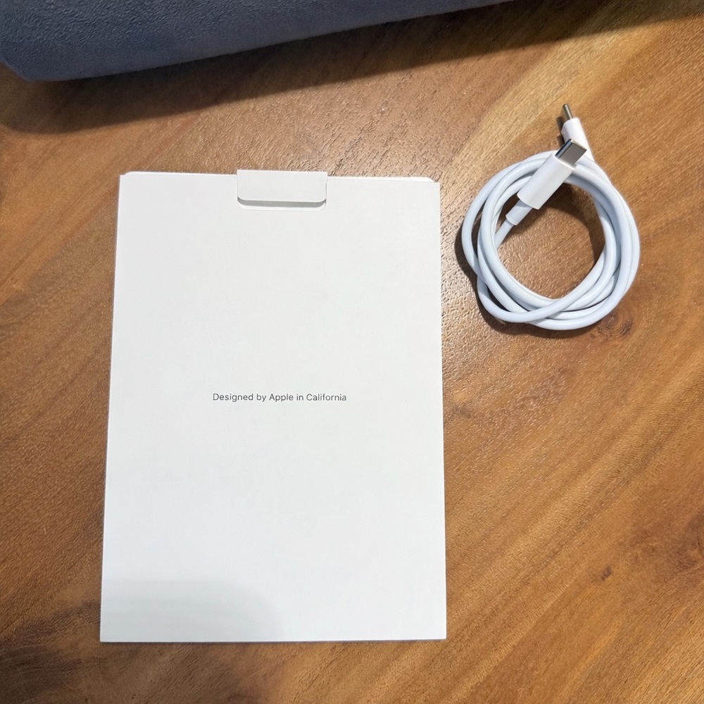 Apple iPad mini 7th generation (2024) 128gb WiFi Starlight Engraved - Picture 8 of 11
